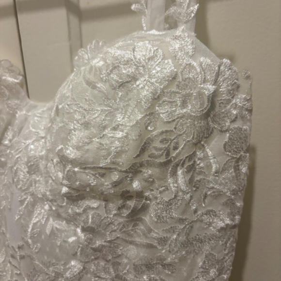 Mermaid Wedding Dress - Picture 9 of 14